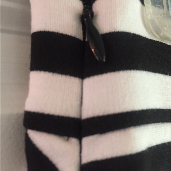 NWT! Express striped skirt with wrap front - Picture 5 of 6